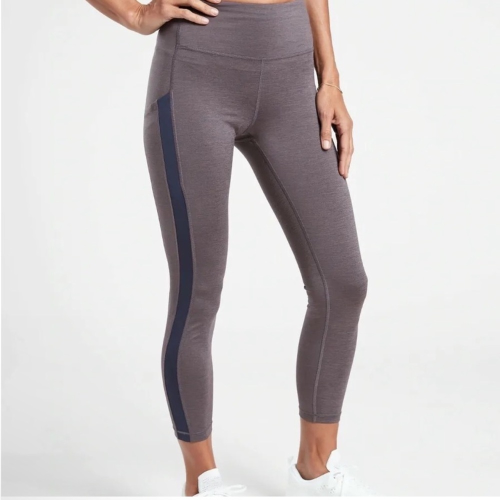 Athleta Ultimate Stash Pocket 7/8 Tight Leggings Heather Blue Womens Size Medium